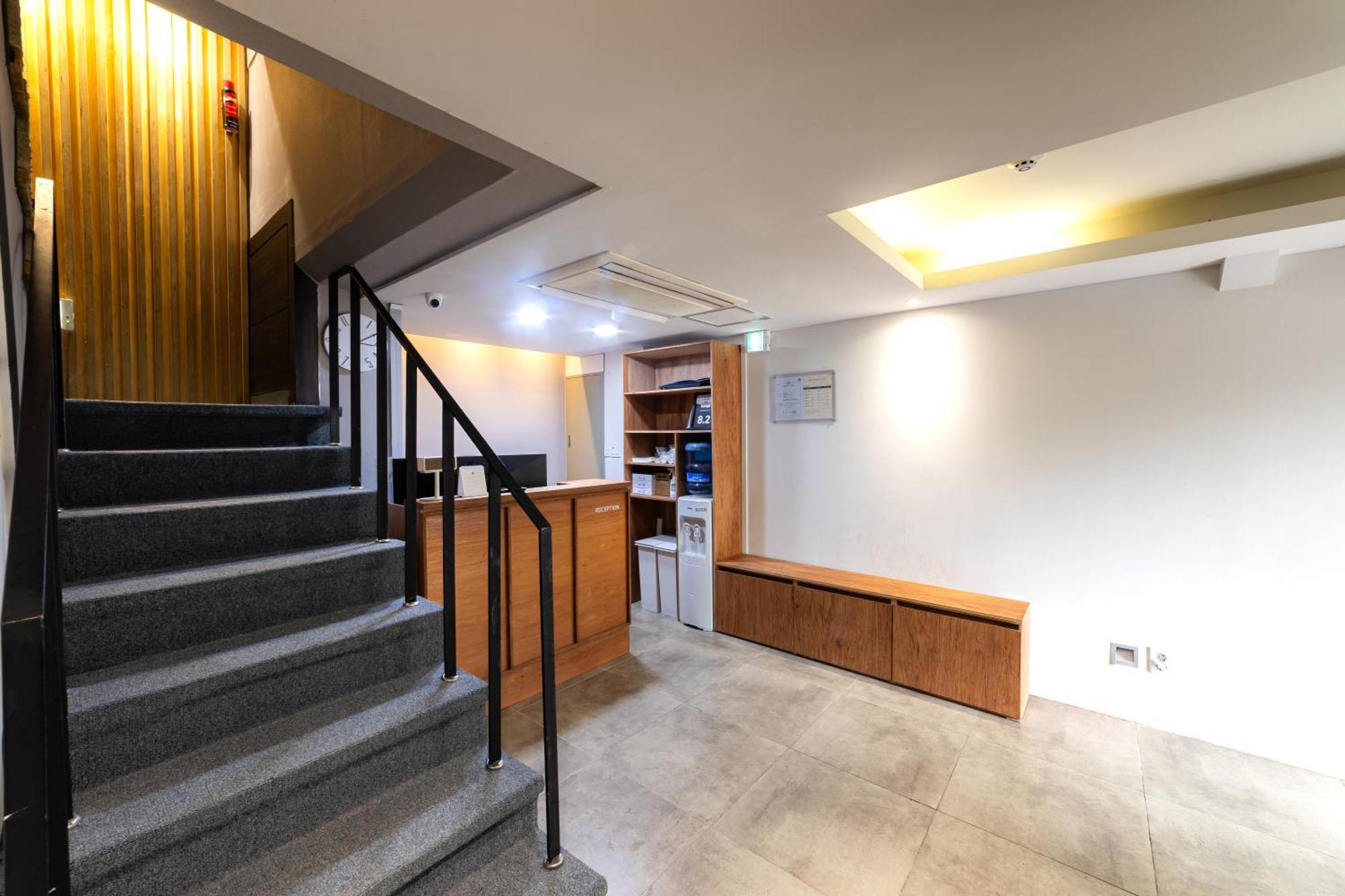 About Stay Seoul Bagian luar foto